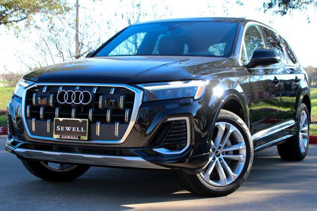 used 2025 Audi Q7 car, priced at $59,991