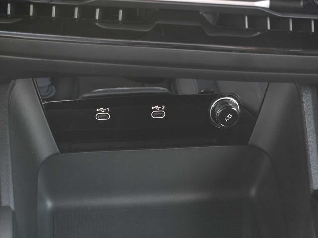new 2025 Audi Q6 e-tron car, priced at $61,189