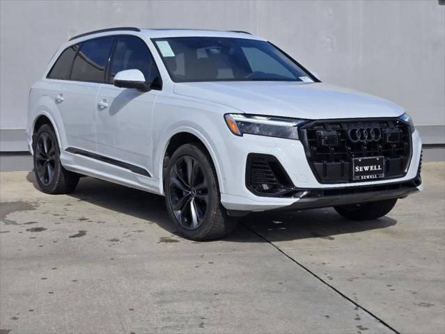 new 2025 Audi Q7 car, priced at $77,840