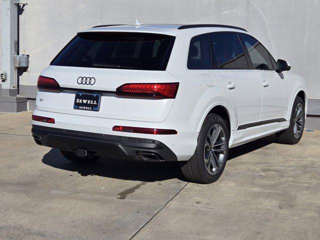 new 2025 Audi Q7 car, priced at $71,450