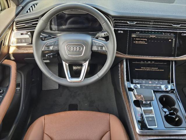 new 2025 Audi Q7 car, priced at $71,700