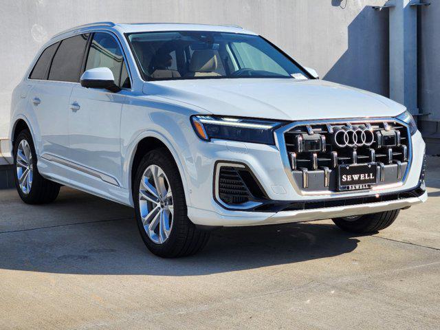 new 2025 Audi Q7 car, priced at $75,800