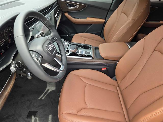 new 2025 Audi Q7 car, priced at $70,440
