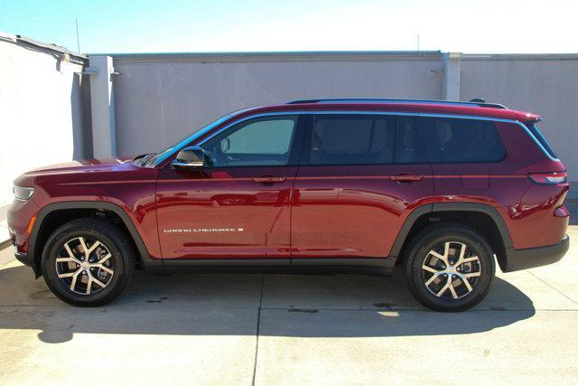 used 2024 Jeep Grand Cherokee L car, priced at $37,991