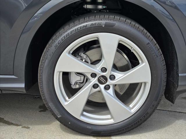 new 2025 Audi Q5 car, priced at $59,801