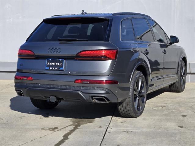 new 2025 Audi Q7 car, priced at $77,840