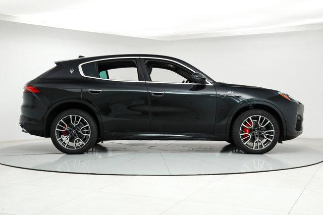 new 2024 Maserati Grecale car, priced at $77,610