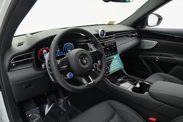 new 2025 Maserati Grecale car, priced at $84,575