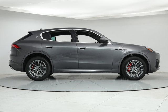 new 2024 Maserati Grecale car, priced at $72,505