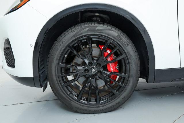 new 2025 Maserati Grecale car, priced at $82,100