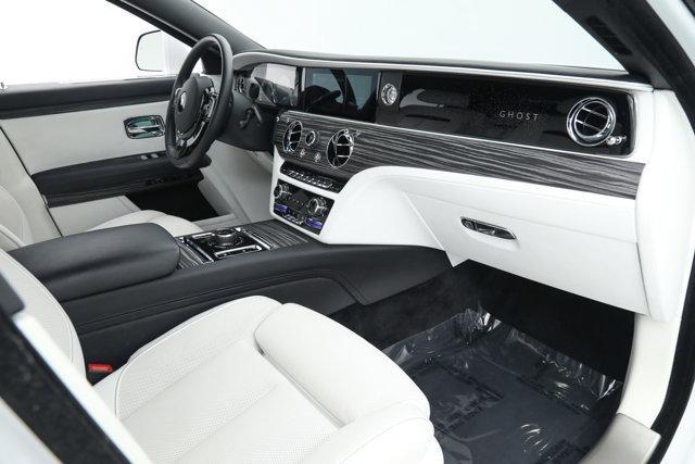 used 2022 Rolls-Royce Ghost car, priced at $264,900