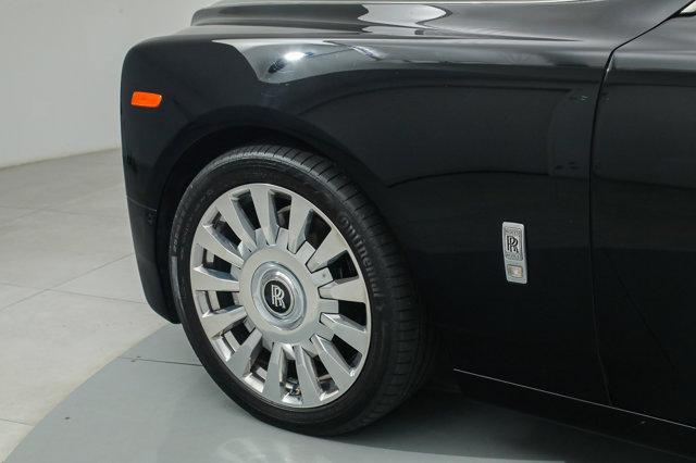 used 2022 Rolls-Royce Phantom car, priced at $509,900