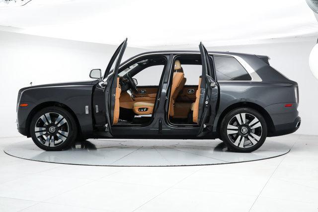 used 2022 Rolls-Royce Cullinan car