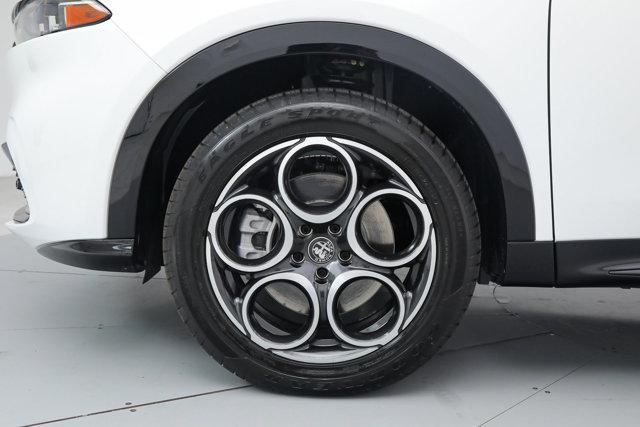 new 2025 Alfa Romeo Tonale car, priced at $39,930