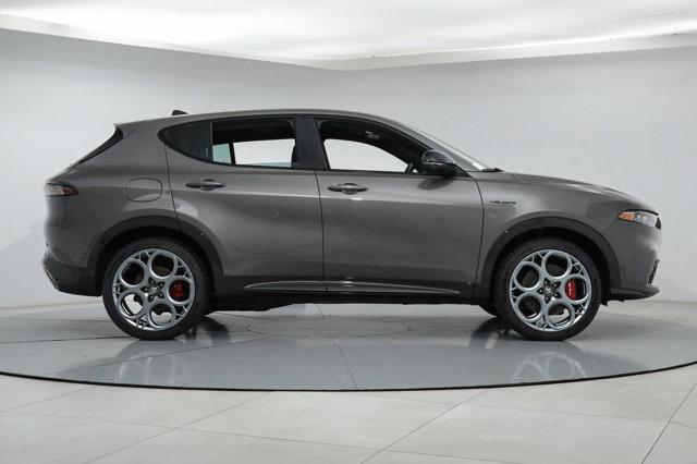 new 2024 Alfa Romeo Tonale car, priced at $58,645