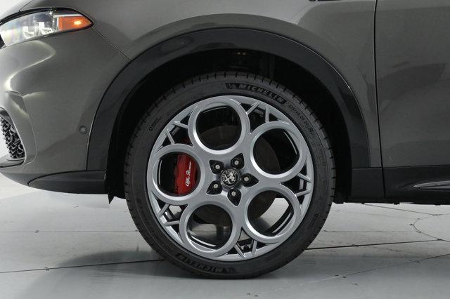 new 2024 Alfa Romeo Tonale car, priced at $58,645