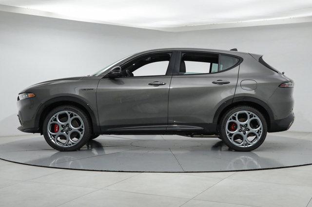 new 2024 Alfa Romeo Tonale car, priced at $58,645