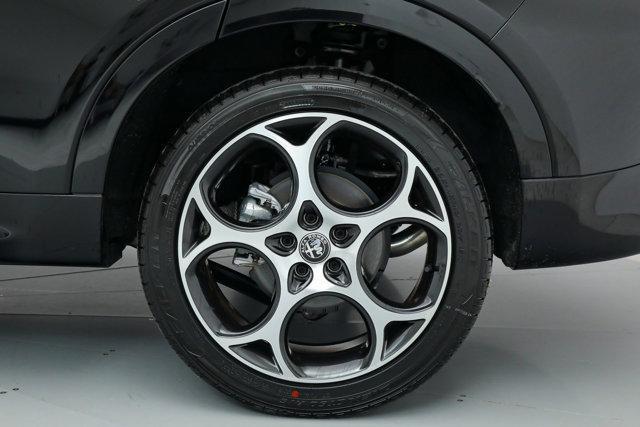 new 2025 Alfa Romeo Tonale car, priced at $43,380