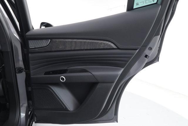 new 2025 Maserati Grecale car, priced at $81,900