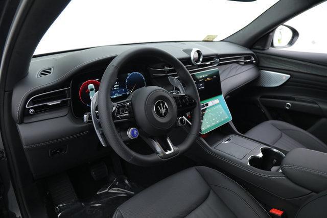 new 2025 Maserati Grecale car, priced at $81,900