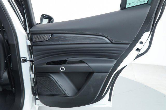 new 2025 Maserati Grecale car, priced at $81,045