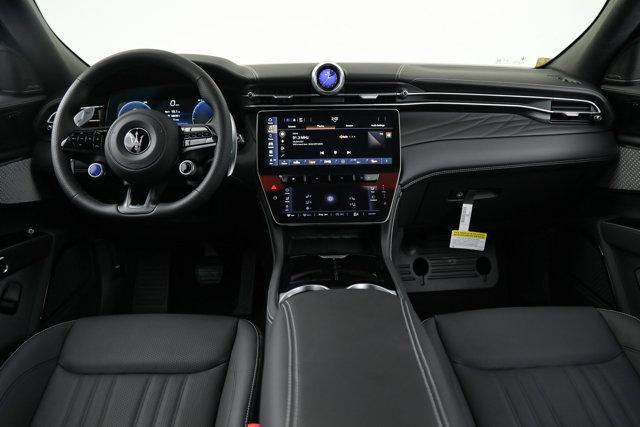 new 2025 Maserati Grecale car, priced at $87,305