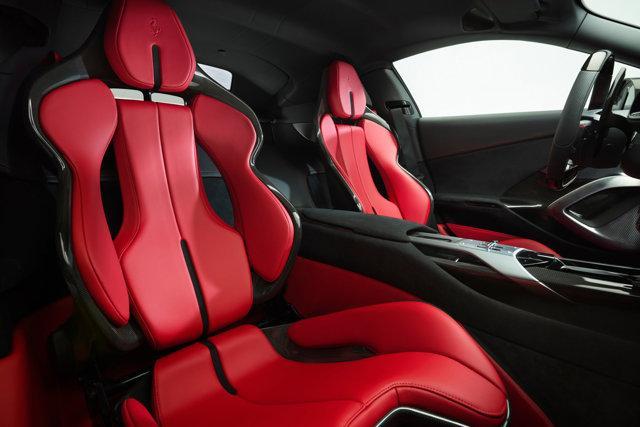 new 2019 Ferrari 812 Superfast car