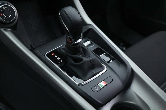 new 2025 Alfa Romeo Tonale car, priced at $40,625