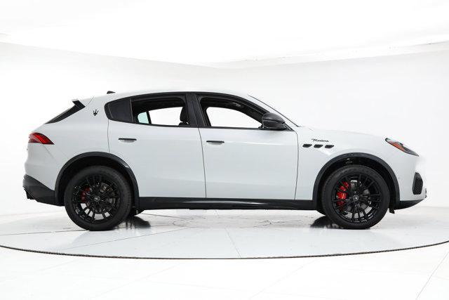 new 2025 Maserati Grecale car, priced at $79,425