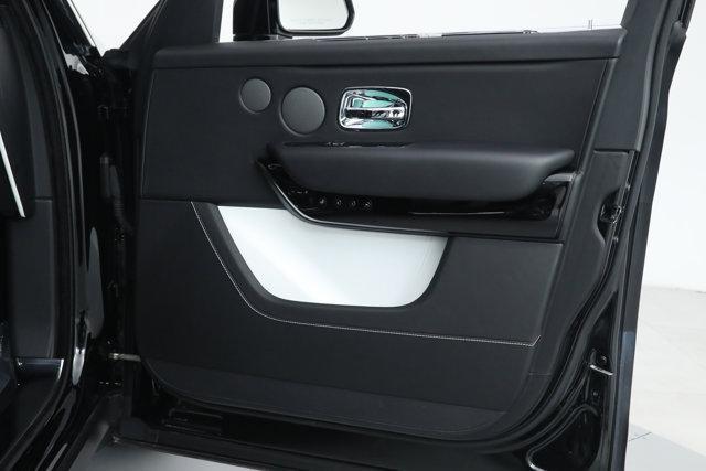 used 2022 Rolls-Royce Cullinan car, priced at $309,900