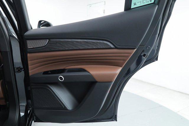 new 2025 Maserati Grecale car, priced at $91,055