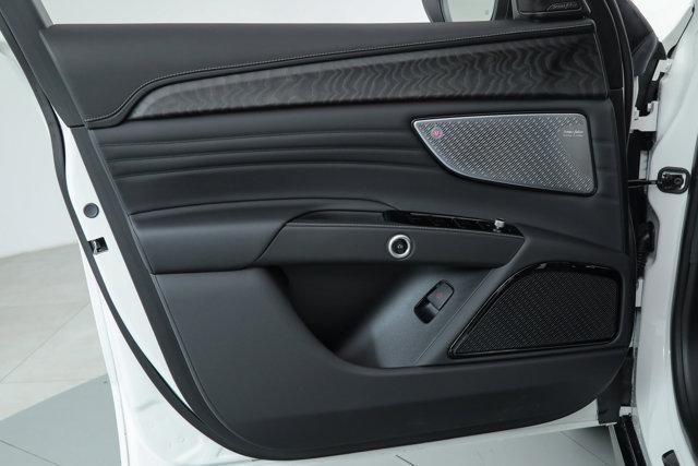 new 2025 Maserati Grecale car, priced at $78,425
