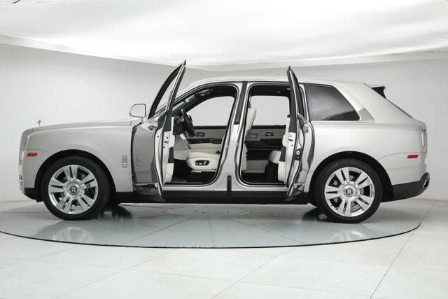 used 2019 Rolls-Royce Cullinan car, priced at $254,900