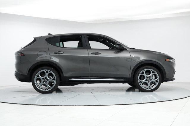 new 2024 Alfa Romeo Tonale car, priced at $54,645