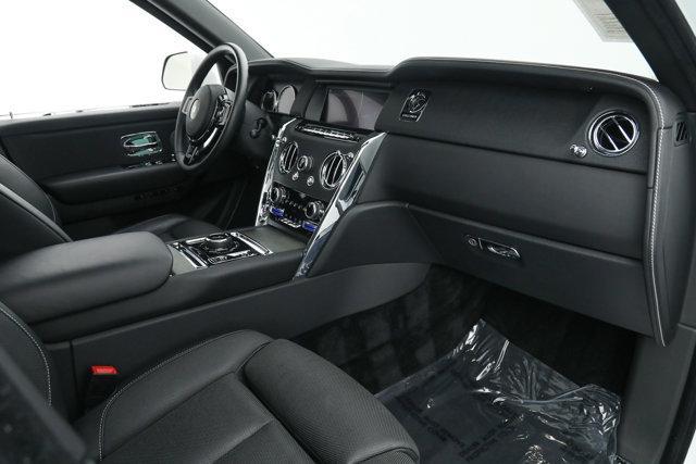 used 2020 Rolls-Royce Cullinan car, priced at $254,900