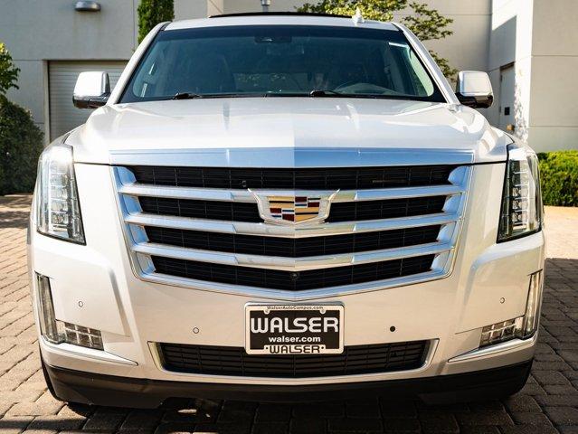 used 2018 Cadillac Escalade car, priced at $30,998