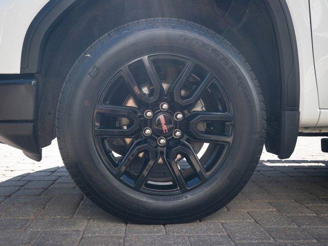 used 2022 GMC Sierra 1500 car, priced at $35,298