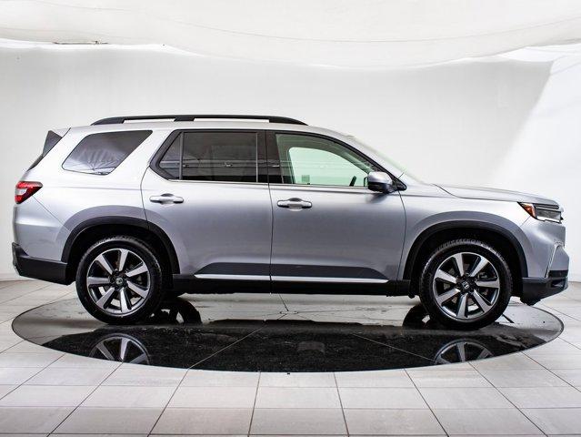 used 2025 Honda Pilot car, priced at $48,998