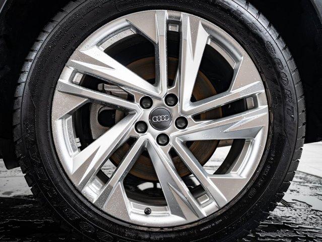 used 2020 Audi Q7 car, priced at $30,998