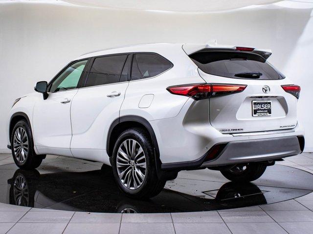 used 2021 Toyota Highlander car, priced at $38,298