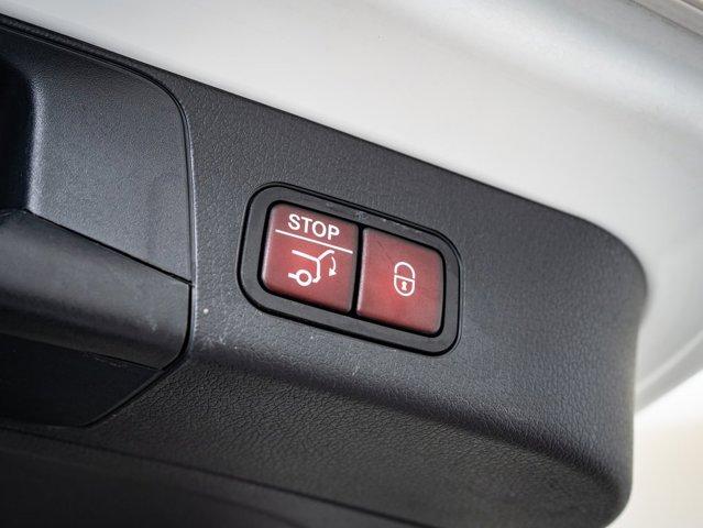 used 2024 Mercedes-Benz GLB 250 car, priced at $40,998