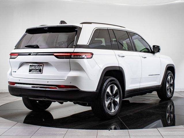 used 2022 Jeep Grand Cherokee car, priced at $32,798