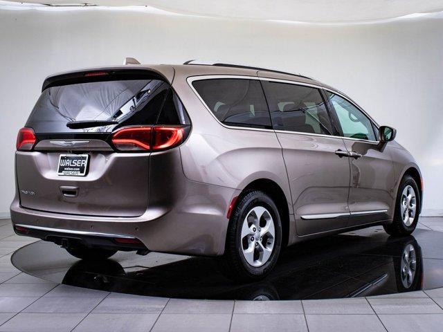 used 2017 Chrysler Pacifica car, priced at $15,198