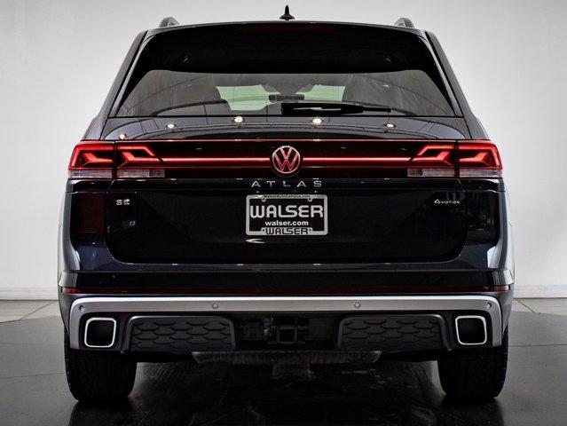 used 2024 Volkswagen Atlas car, priced at $43,598