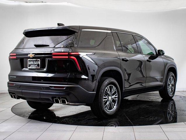 used 2024 Chevrolet Traverse car, priced at $39,398
