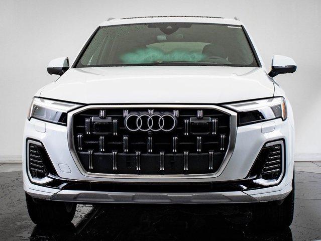 used 2025 Audi Q7 car, priced at $62,598