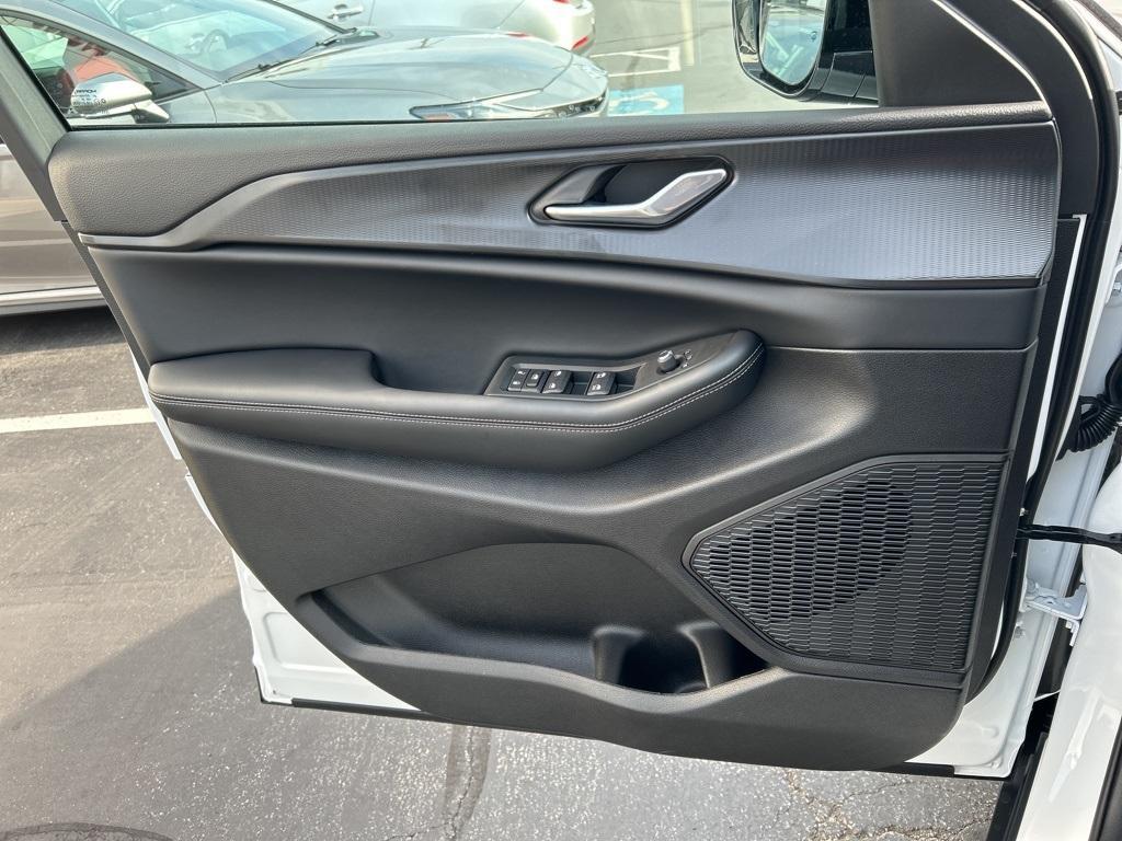 new 2025 Jeep Grand Cherokee L car, priced at $38,510