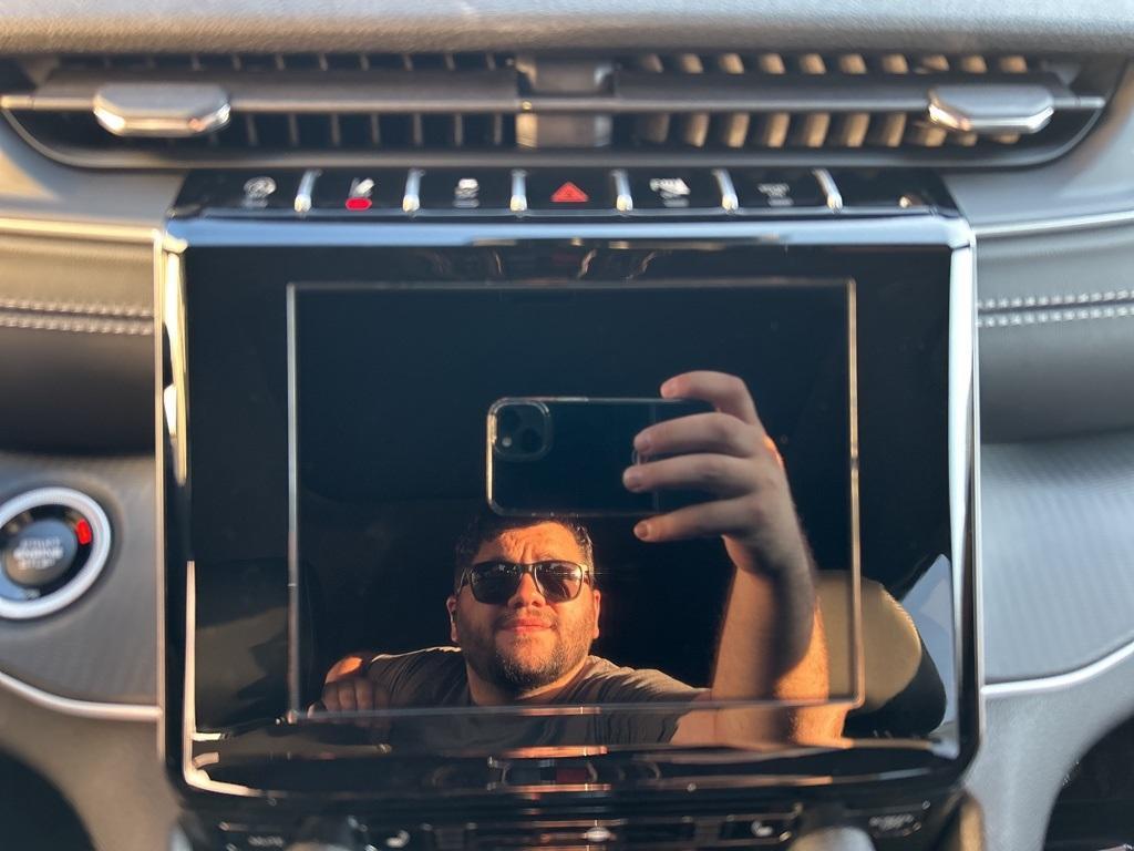 new 2025 Jeep Grand Cherokee car, priced at $39,941