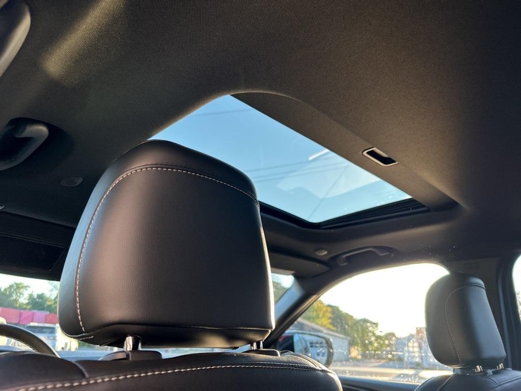 new 2025 Jeep Grand Cherokee car, priced at $39,941