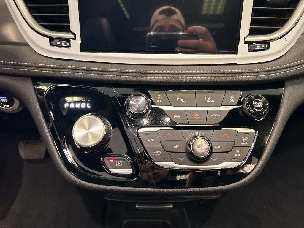 new 2026 Chrysler Pacifica car, priced at $44,816